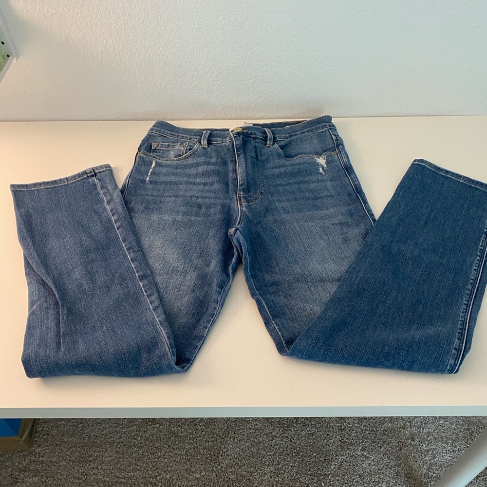 Frame straight leg jeans